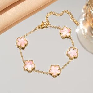 GOLD PLATED CLOVER BRACELET
